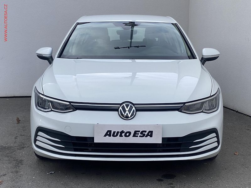 Volkswagen Golf (2020) 1.0TSi, ČR, Life, LED - fotka 2 z 18