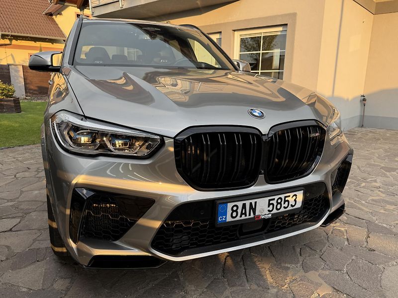 BMW X5 (2021) M, Akrapovič, nové brzdy, PPF - fotka 7 z 28