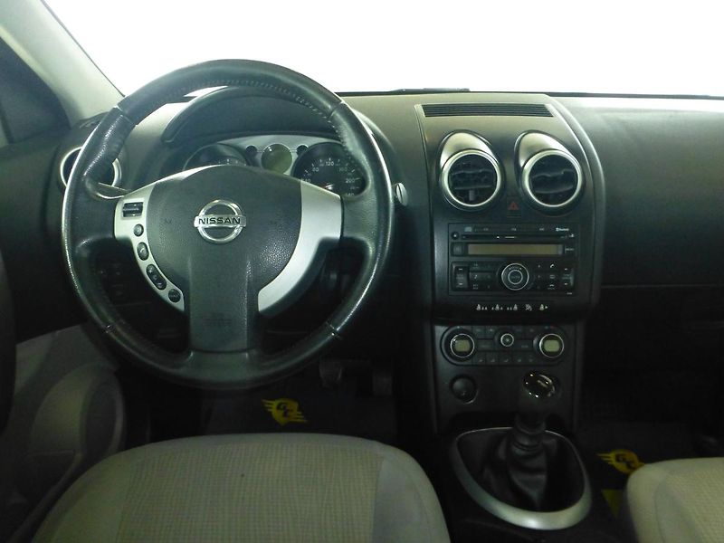 Nissan Qashqai (2008) 1,5DCI*DIGI*ALU*PANORAMA - fotka 17 z 25
