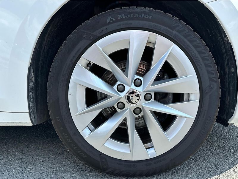 Škoda Octavia 1,5 TSI / 110 kW Style - fotka 21 z 22