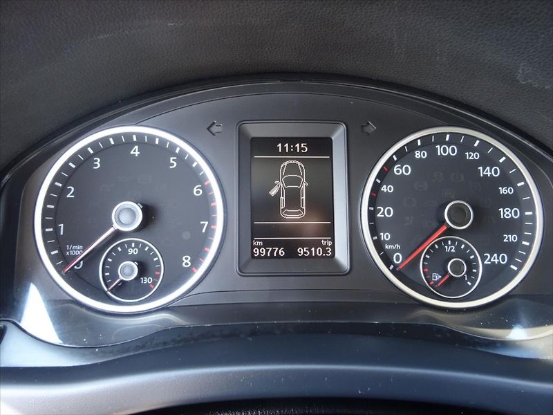 Volkswagen Tiguan 1,4 Koupen v ČR 1.Majitel - fotka 16 z 29