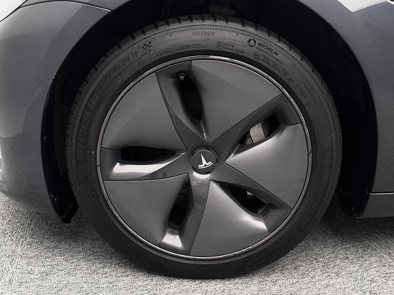 Tesla Model 3 LONG RANGE 4WD SOH 87% - fotka 65 z 65