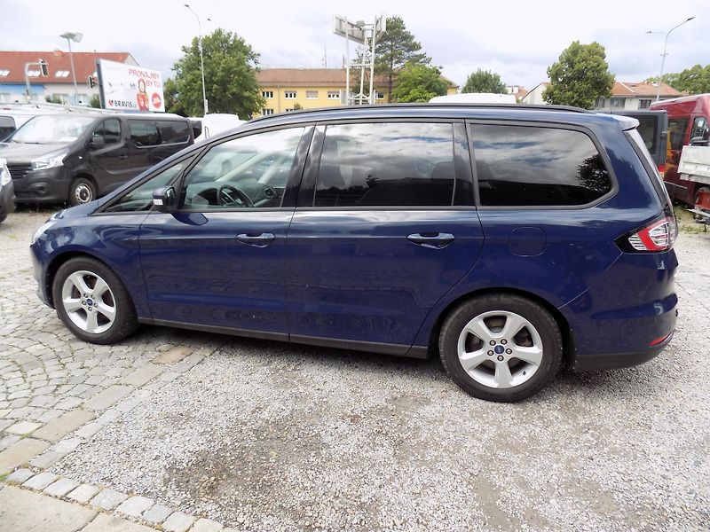 Ford Galaxy 2,0 TDCI 132 KW NAVI 7 MÍST - fotka 17 z 50