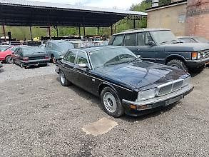Jaguar XJ6 (1989) 3.6 AUTOMAT - fotka 1 z 16