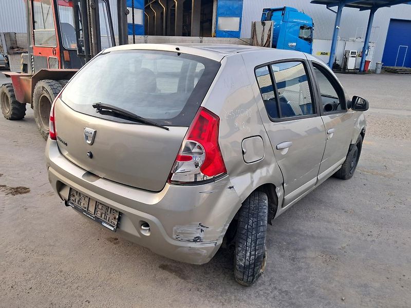 Dacia Sandero (2011) 1.2 16V 55Kw NÁHRADNÍ DÍLY - fotka 3 z 6