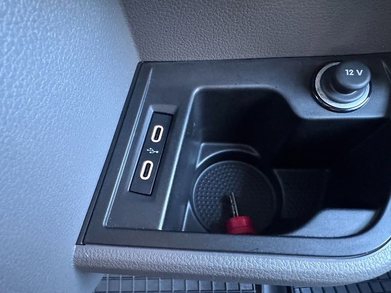Volkswagen Transporter (2024) 4X4 2,0TDI 110KW ZÁRUKA LONG - fotka 32 z 50