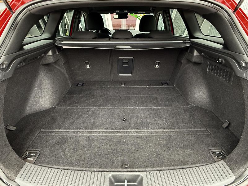 Hyundai i30 1,4 T-GDI DCT Style Automat ČR - fotka 12 z 42