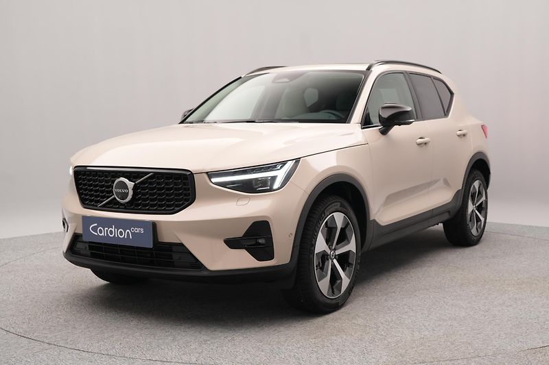 Volvo XC40 (2026) B3 AUT DARK ULTRA - fotografie inzerátu