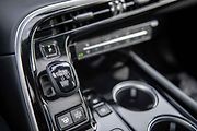 Auto na vodíkový pohon Toyota Mirai druhé generace, 18. května 2023, Ostrava.