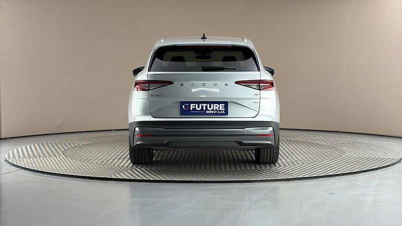 Škoda Enyaq 82 kWh AUT 80 Loft - fotka 5 z 29