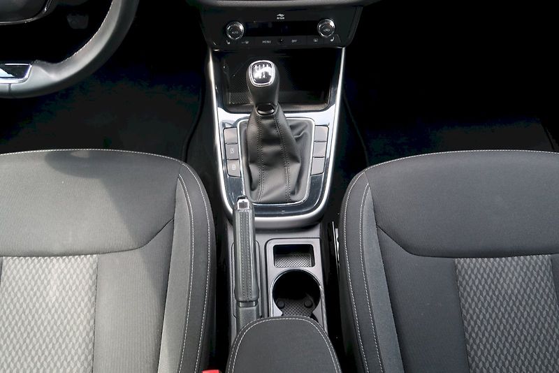 Škoda Fabia (2021) Style 1,0 TSi/70 kW - fotka 20 z 31