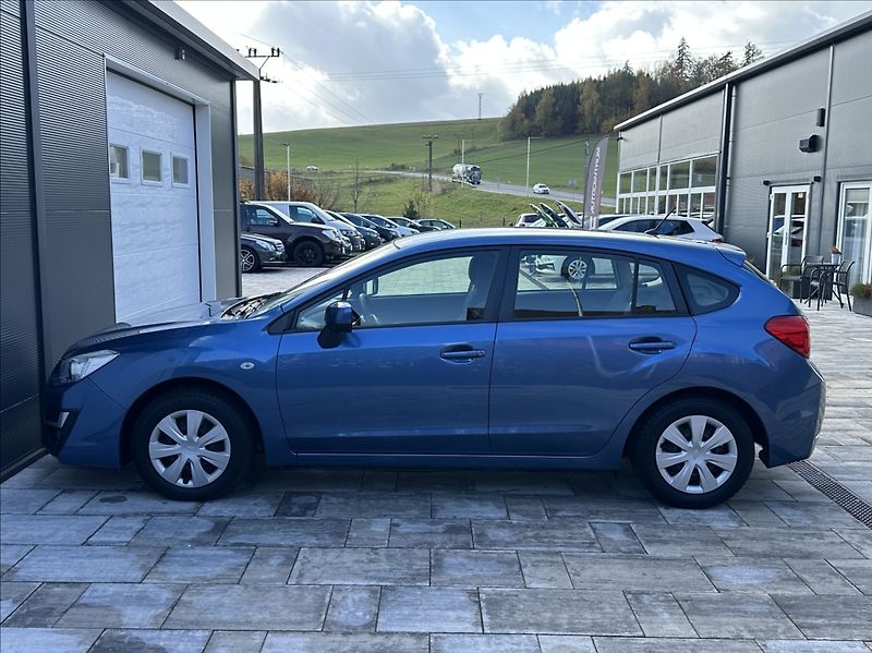 Subaru Impreza 1,6 114PS  Trend 4x4 - fotka 11 z 51