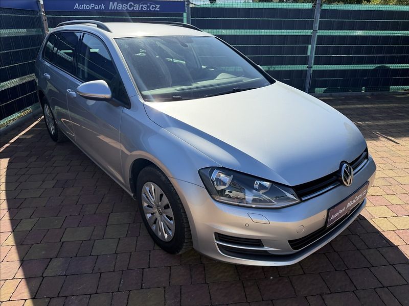 Volkswagen Golf Variant VII 1.6 TDI Comfortline - fotka 3 z 22