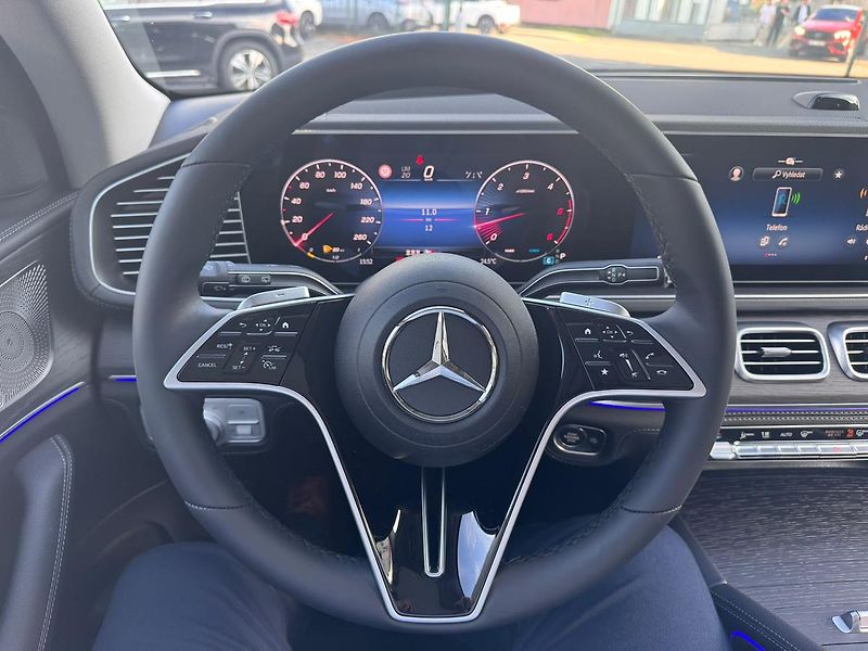 Mercedes-Benz GLE (2026) 450 d 4MATIC - fotka 12 z 23