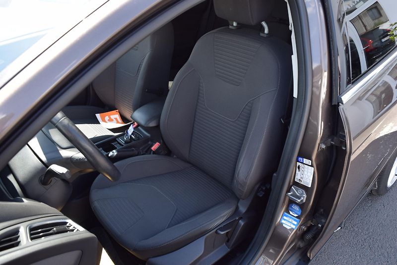 Ford Focus (2018) 2.0TDCI 110kw TITANIUM TAŽ KAM - fotka 21 z 44