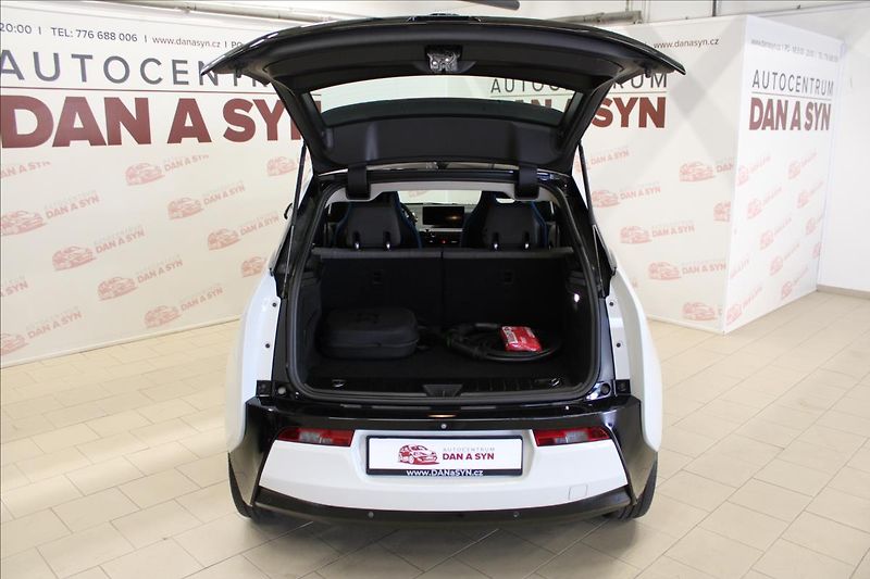 BMW i3 0,7 REX 60AH 125KW - fotka 7 z 30