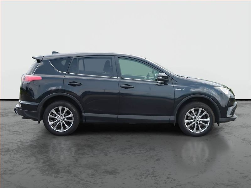 Toyota RAV4 (2017) 2.5 Hybrid - fotka 6 z 14