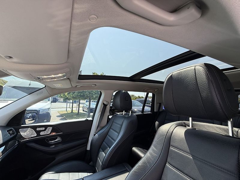 Mercedes-Benz GLS (2019) 400 d 4MATIC - fotka 42 z 54