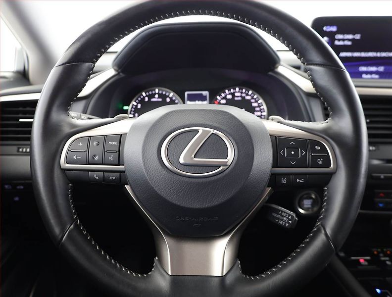 Lexus RX 400h (2022) 300 AWD, ACC, Výhřev, Kamera - fotka 8 z 21