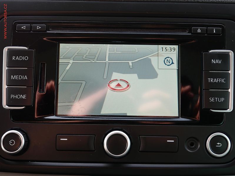 Volkswagen Sharan (2014) 2.0 TDI, panorama, autoAC - fotka 14 z 21