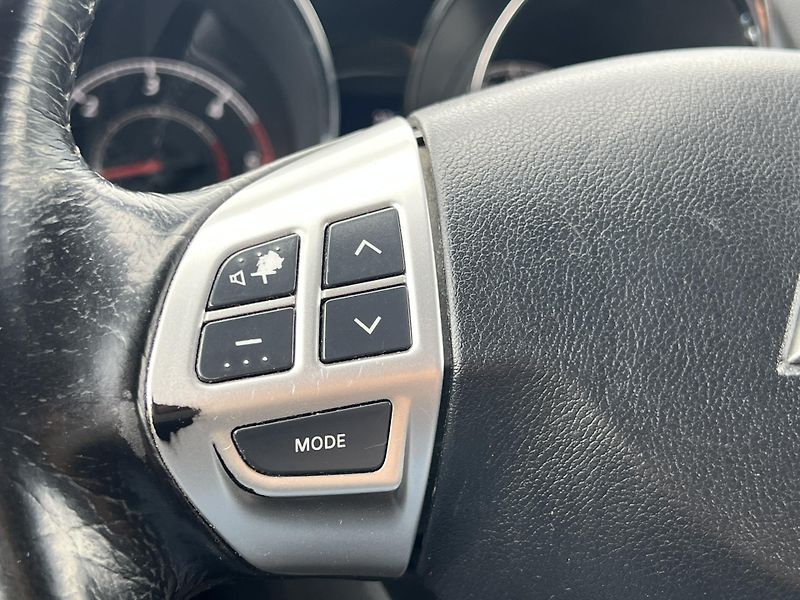 Mitsubishi ASX 1.8DI-D 4x4 KLIMA TEMPOMAT ALU - fotka 12 z 39