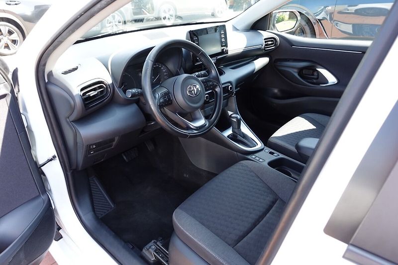 Toyota Yaris 1,5HSD Comfort - fotka 10 z 26