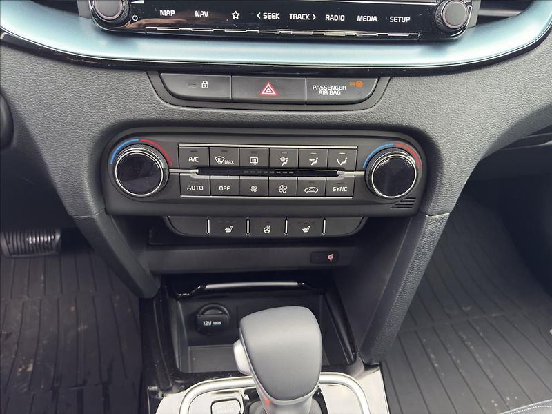 Kia XCeed 1,6   T-GDI 132kW 7DCT STEEL E - fotka 15 z 22