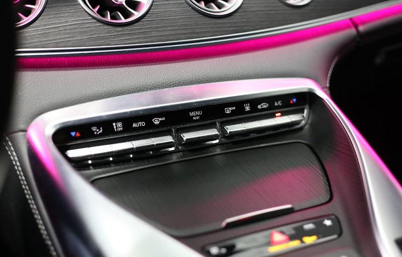 Mercedes-Benz AMG GT 43 4M Matrix 360k Hud  - fotka 27 z 31
