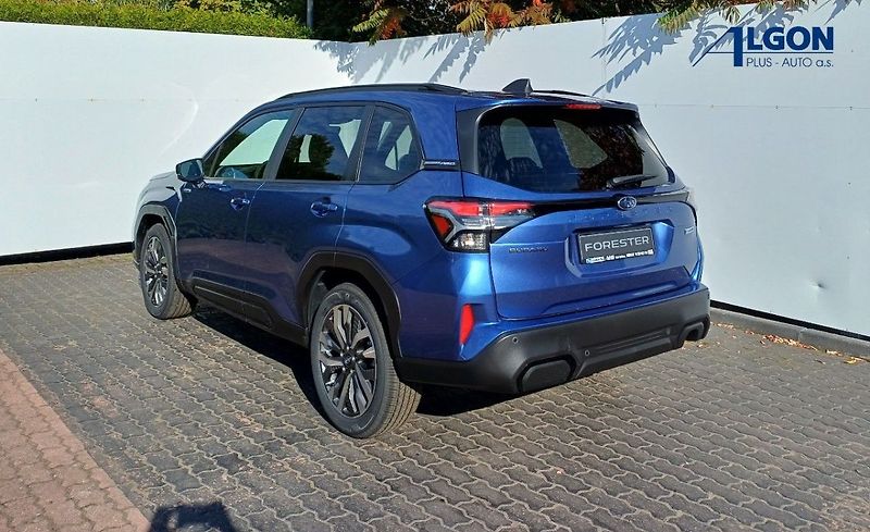 Subaru Forester TOURING 100 kW ZIMNÍ KOMPLETY - fotka 6 z 27