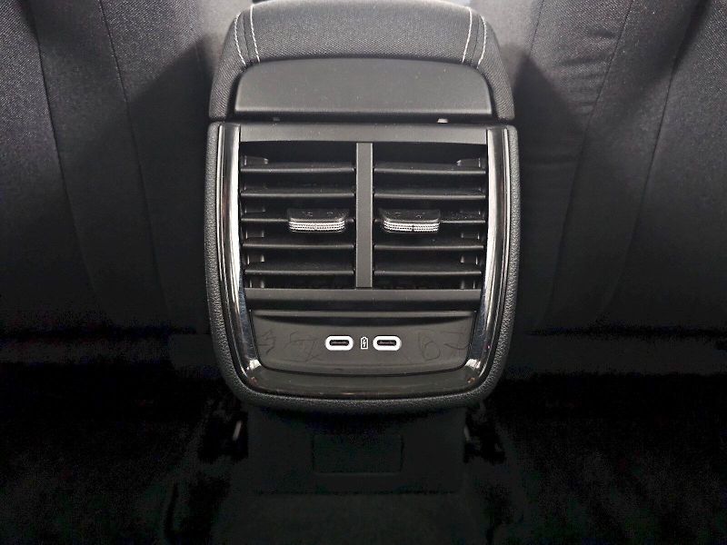 Škoda Scala (2025) 1.0TSI 85kW SELECTION TAŽNÉ - fotka 23 z 28