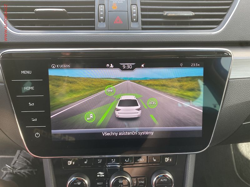 Škoda Superb (2022) 2.0 TDi, Style, DSG, LED - fotka 19 z 19