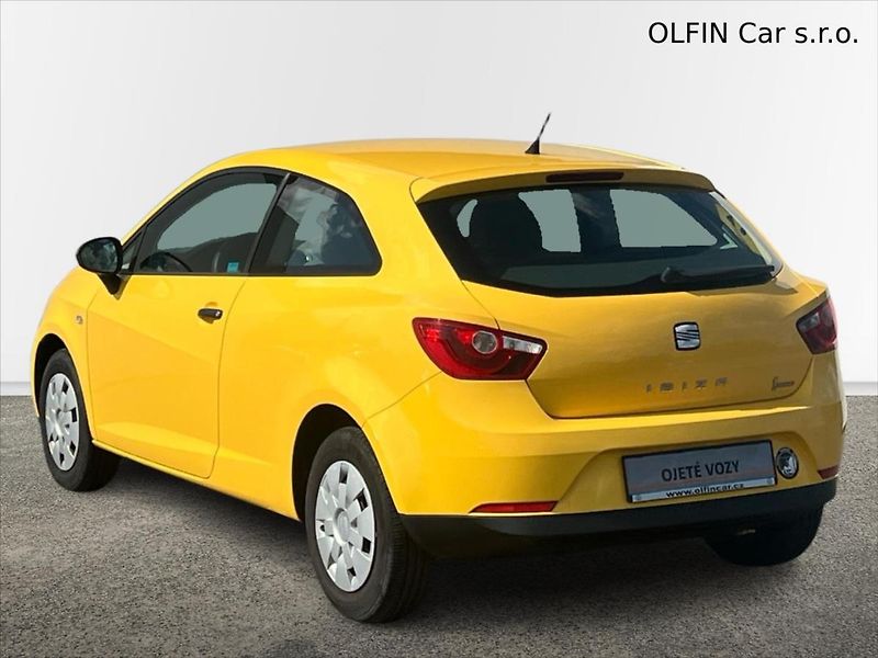 Seat Ibiza 1,2 i 12V 3dvéřová - fotka 9 z 23