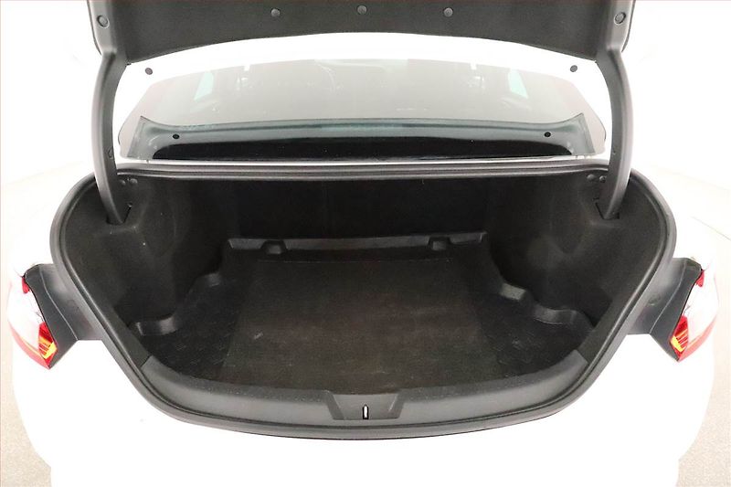 Renault Mégane (2019) 1.3 TCe, Serv.kniha, Navi - fotka 13 z 14