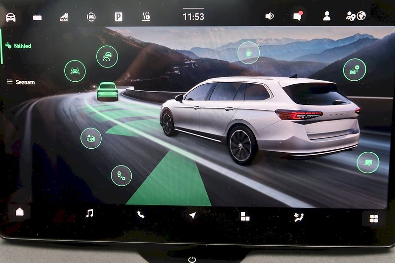 Škoda Superb (2025) Combi SportLine 1,5 TSI 150 kW - fotka 19 z 33