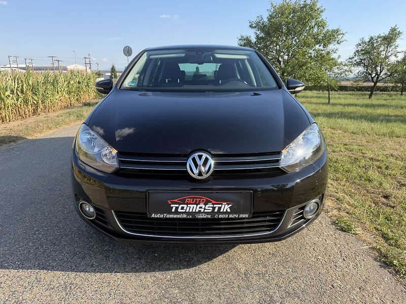 Volkswagen Golf (2011) VI 1,4i16V STYLE 1 MAJITEL - fotka 2 z 66