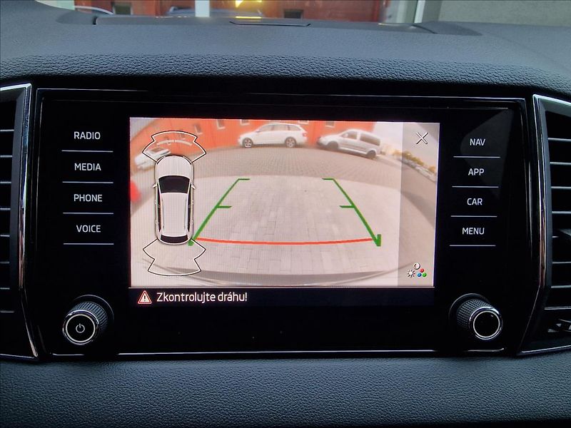 Škoda Karoq 2.0TDI Style,původ ČR,1.Maj. - fotka 26 z 50
