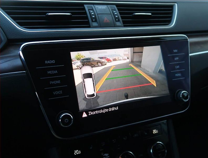 Škoda Superb (2020) Scout 2.0 TDI - fotka 18 z 20