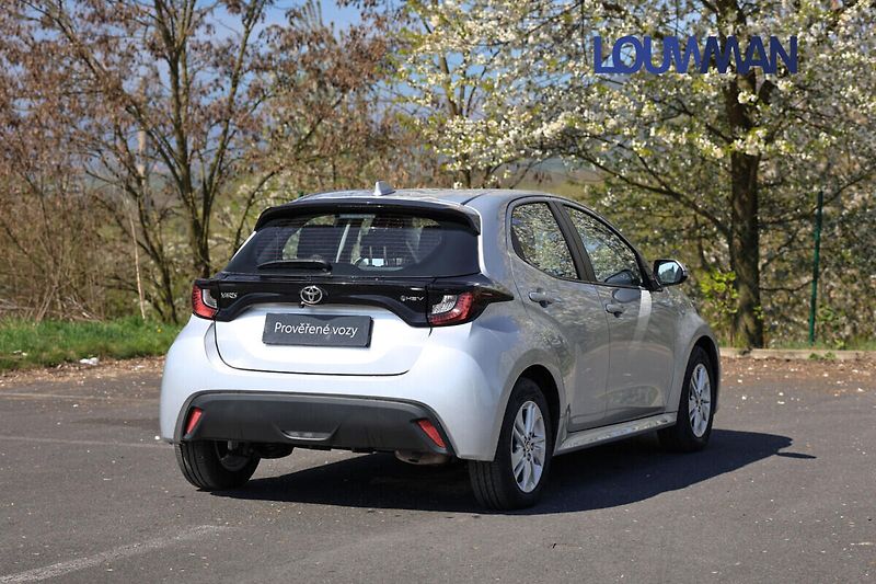 Toyota Yaris 1.5L HEV CVT  Comfort - fotka 2 z 23