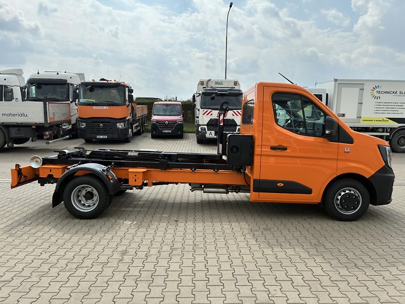 Renault Master (2026) NATAHOVÁK KONTEJNERŮ - fotka 6 z 15