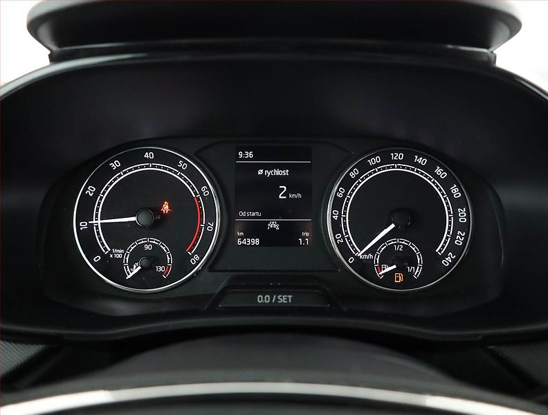 Škoda Fabia (2023) Ambition 1.0 TSI, Serv.kniha - fotka 9 z 19