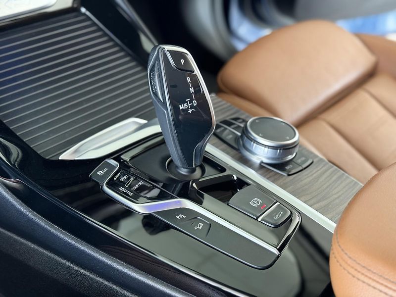 BMW X3 30d xDrive*X-LINE*LED*KeyLess - fotka 26 z 41