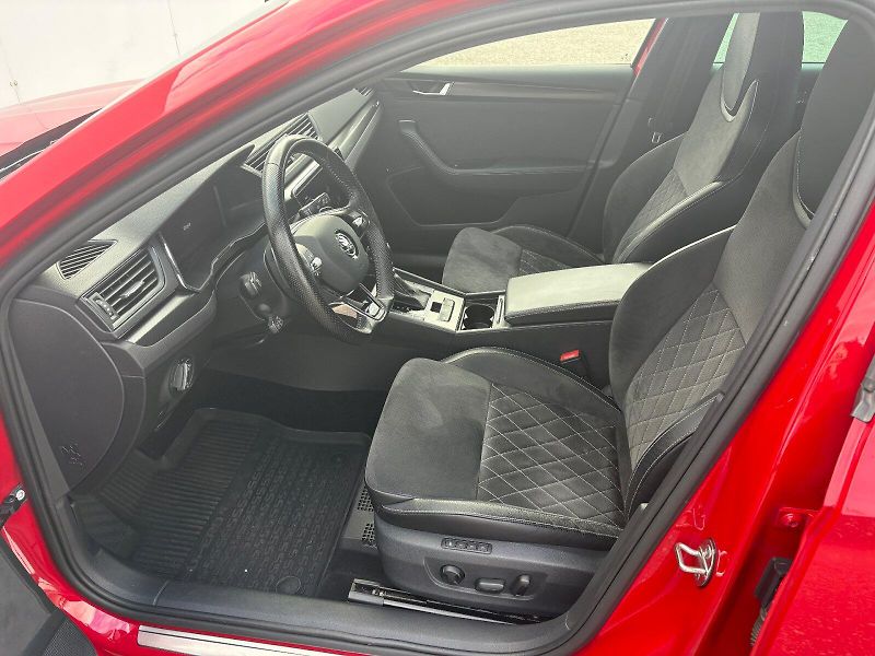Škoda Superb (2021) DSG 2.0 TSI / 206kW / 4x4 / SP - fotka 15 z 34