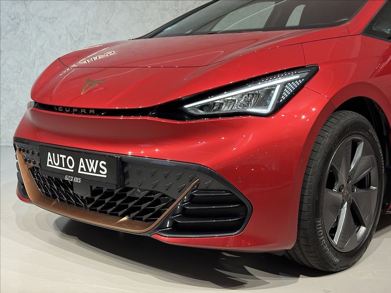 Cupra Born 150kW LED Kamera Tepelko - fotka 7 z 47