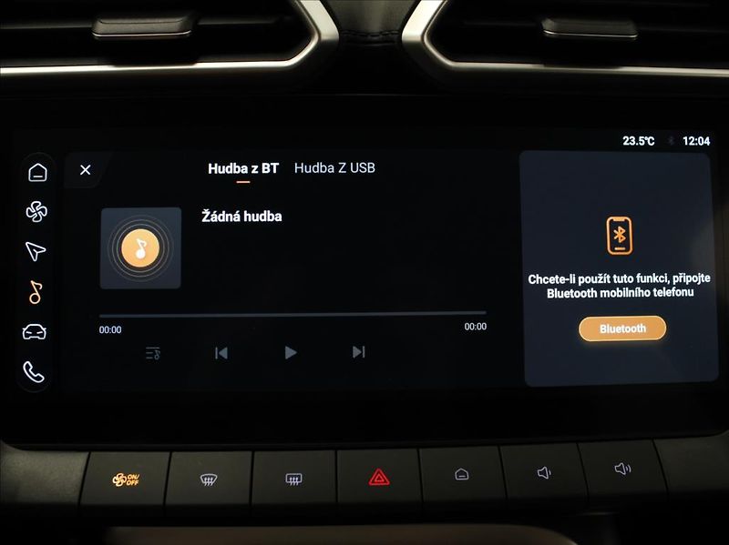 MG ZS 1,5 Hybrid+ Exclusive 20tkm.ČR - fotka 14 z 27