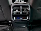 Volkswagen Passat (2022) BUSINESS 1.5TSI EVO 110KW - náhled 39