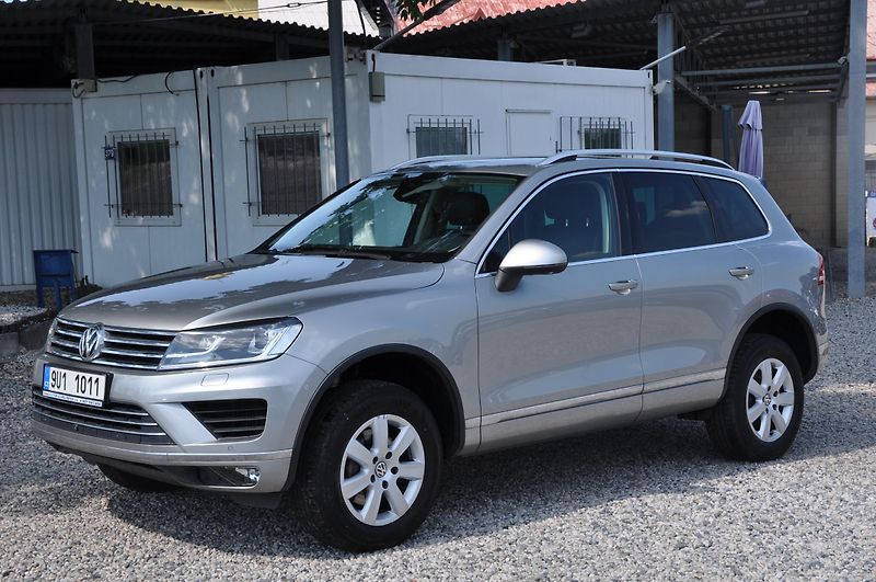 Volkswagen Touareg 3.0TDi 193kW 4x4 Automat - fotka 1 z 28