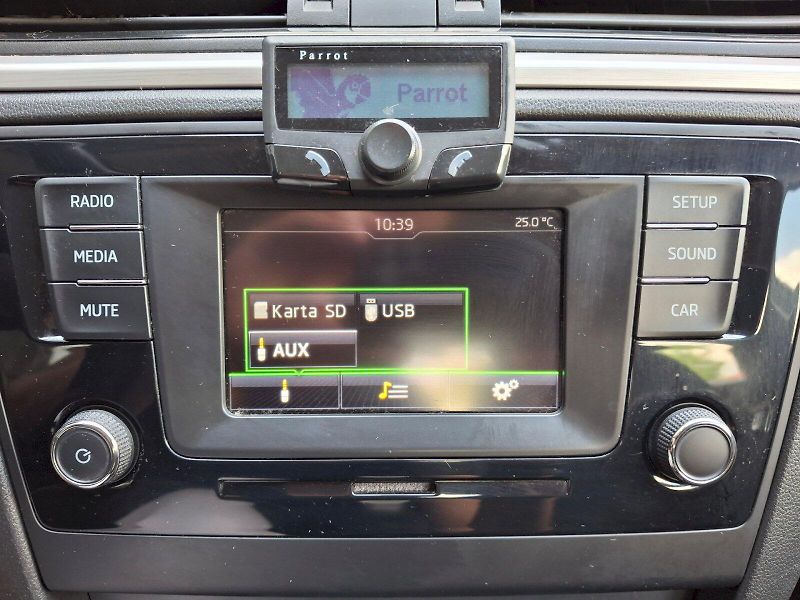 Škoda Rapid (2015) Ambition Plus 1,2TSi 66kW - fotka 18 z 31