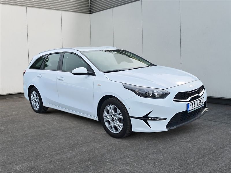 Kia Ceed 1,0 TGDI Spin - fotka 1 z 11