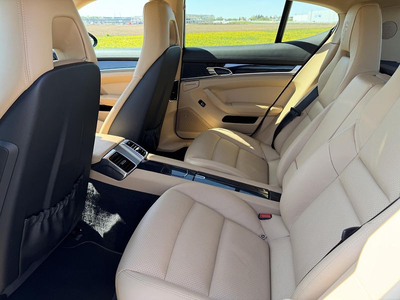 Porsche Panamera 3.0 DIESEL EDITION NAVI KAMERA - fotka 34 z 48