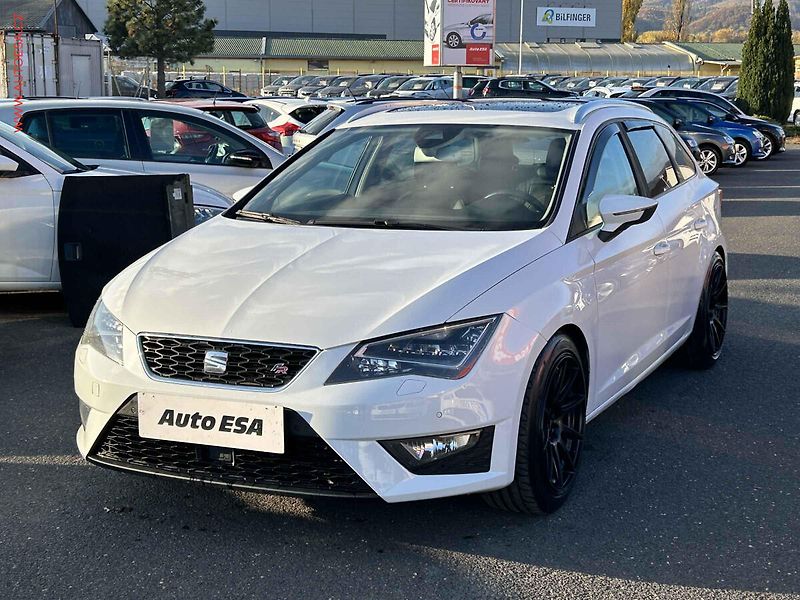 Seat Leon (2014) 2.0TDi, navi, panor. - fotka 3 z 18